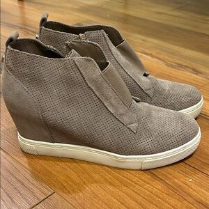 Steve Madden Taupe Wedge Sneakers